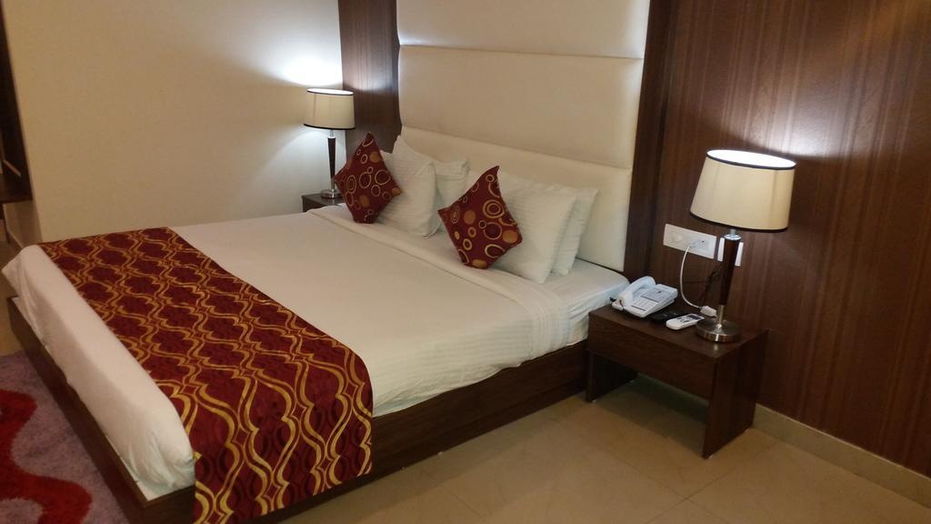 Hotel JSR Continental Dehradun Zimmer foto