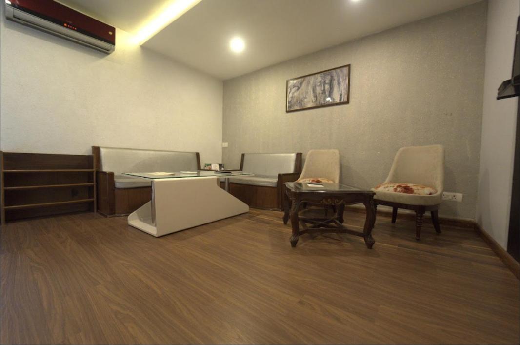 Hotel JSR Continental Dehradun Exterior foto