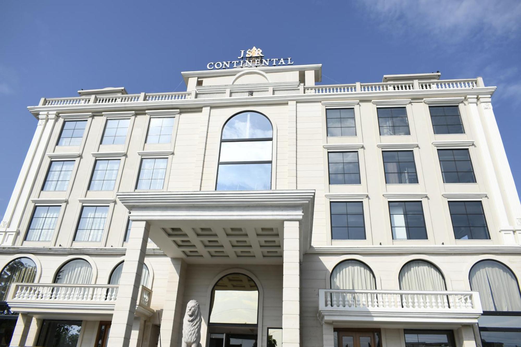 Hotel JSR Continental Dehradun Exterior foto